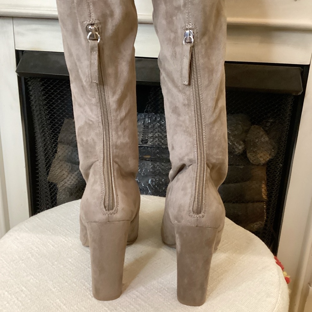 Steve Madden Emotions Taupe‎ Over-the-Knee Boots - Picture 3 of 5
